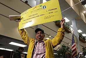 US immigrant wins $338 million lottery