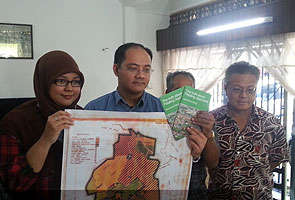 Former journalist, local councilor, Mak Khuin Weng wants to empower the public to fight for their rights as a independent candidate in the Bukit Gasing state seat.