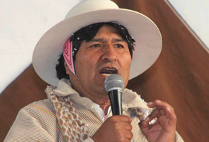 Bolivia's Morales offers asylum to US leaker Snowden
