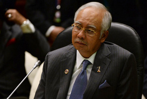 Najib Tun Razak People must ensure ASEAN becomes main pedestal for peaceful Malaysia - Najib
