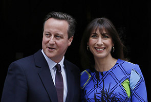 Cameron shapes new team after stunning UK election win