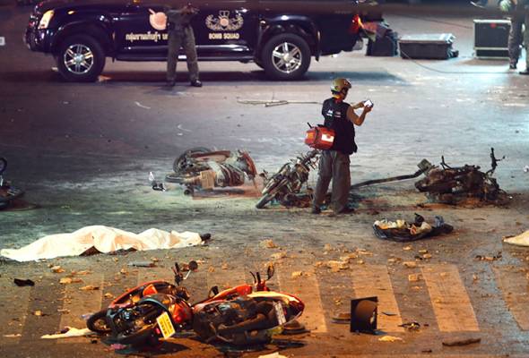 Lawyer for a Bangkok blast suspect says he was told to plant the bomb