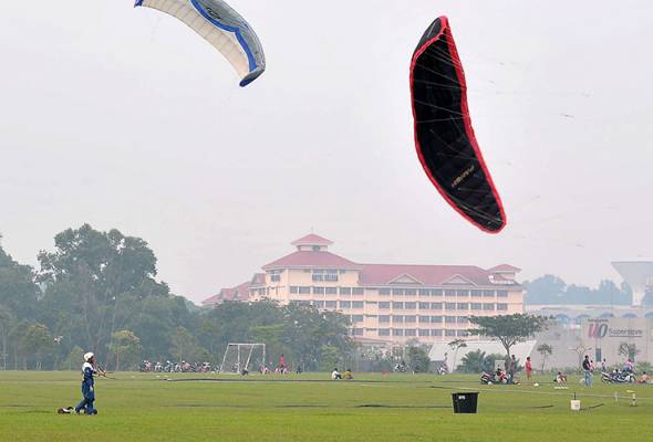 Senai International Airport not closed