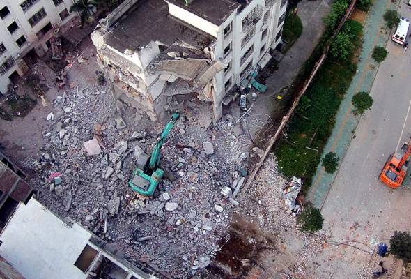 Fresh blast rocks southern Chinese town: state media