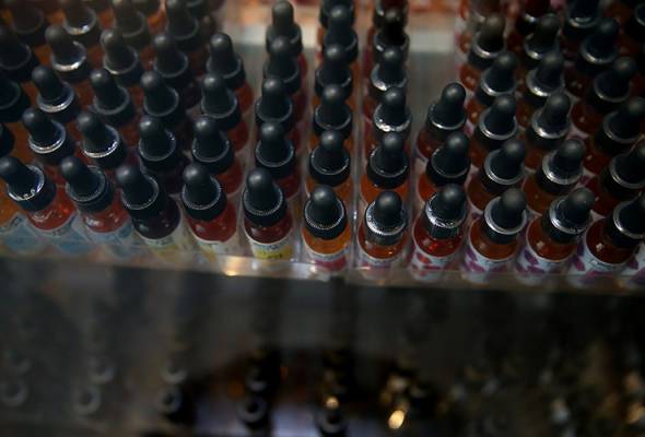 Govt plans to introduce legislation to regulate vaping