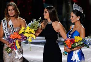 Pentas Miss Universe kecoh kerana salah umum pemenang