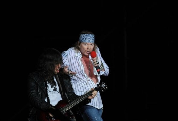 Guns N' Roses reunion heads to Mexico