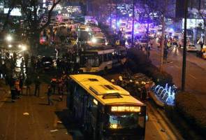 Turkey holds 5 over Ankara bombing, hits PKK in Iraq