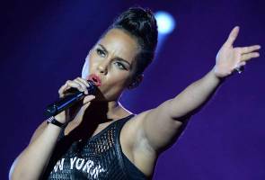 Alicia Keys a nomakeup convert | Astro Awani
Alicia Keys