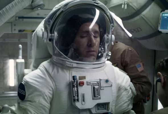 'Life' trailer: Reynolds, Gyllenhaal lead space thriller