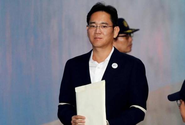 South Korean appeals court sets Samsung scion Lee free