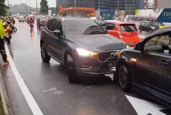 Man held for driving against traffic in Jalan Klang Lama
