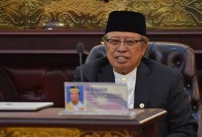 State election is not a priority now, says Abang Johari