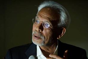 PN lakukan kesilapan demi kesilapan, masa untuk UMNO pergi – Shahrir Samad