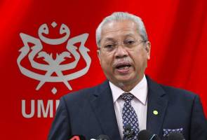 'Saya tidak bimbang dipecat, hanya mahu UMNO selamat' – Annuar Musa 'Saya tidak bimbang dipecat, hanya mahu UMNO selamat' – Annuar Musa