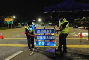 4 termasuk 3 lelaki Bangladesh ditahan cuba sogok polis RM150 di SJR 4 termasuk 3 lelaki Bangladesh ditahan cuba sogok polis RM150 di SJR
