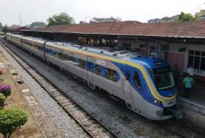 Tren baharu DMU bawa pembaharuan di Pantai Timur