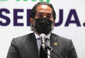 Kerajaan pertimbang beri vaksin COVID-19 kepada individu berusia 12 hingga 17 tahun – Khairy