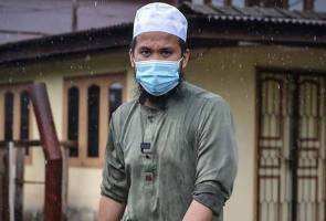 'Saya akan jawab semua fitnah' – Ebit Lew buat 'live' tengah hari Khamis 'Saya akan jawab semua fitnah' – Ebit Lew buat 'live' tengah hari Khamis