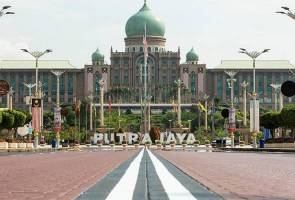 Penjawat awam tidak dilupakan dalam Bajet 2022 – Ismail Sabri