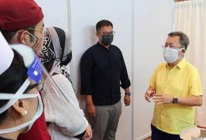 Vaksin COVID-19: Sarawak bincang dos penggalak hujung minggu ini