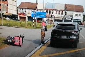 Langgar lari: Pemandu MPV buat laporan polis di IPD Ipoh Langgar lari: Pemandu MPV buat laporan polis di IPD Ipoh