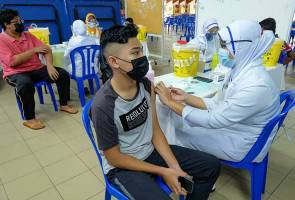 Lebih 50,000 remaja 12 hingga 17 tahun lengkap vaksinasi – Dr Azmi Lebih 50,000 remaja 12 hingga 17 tahun lengkap vaksinasi – Dr Azmi