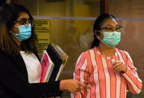 Ibu tunggal didenda RM10,000 buat hantaran jelik, kenyataan memfitnah Agong dan bekas PM Ibu tunggal didenda RM10,000 buat hantaran jelik, kenyataan memfitnah Agong dan bekas PM