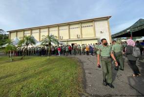 PRN Sarawak: Proses undi awal di Sibu berjalan lancar sesuai SOP COVID-19