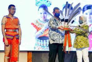 Industri kraf perlu lebih banyak sokongan daripada sektor swasta – Nancy Industri kraf perlu lebih banyak sokongan daripada sektor swasta – Nancy