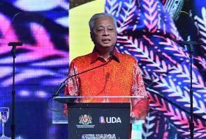 Management of GLC-owned shopping malls to be reviewed – PM Management of GLC-owned shopping malls to be reviewed – PM