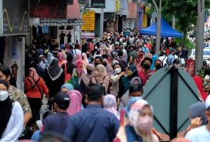 Kadar pengangguran terus menurun kepada 3.7 peratus pada Julai 2022 Kadar pengangguran terus menurun kepada 3.7 peratus pada Julai 2022