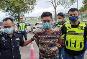 Petani didakwa bunuh anak sendiri Petani didakwa bunuh anak sendiri