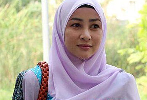 Rita diminta bayar ganti rugi RM100,000 Rita diminta bayar ganti rugi RM100,000