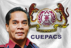 Bonus setengah bulan: Cuepacs akur, ramai yang gembira Bonus setengah bulan: Cuepacs akur, ramai yang gembira