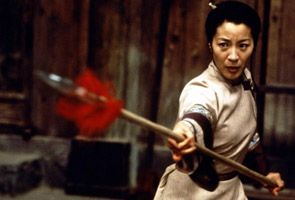 Michelle Yeoh hidupkan semula watak dalam prekuel Crouching Tiger Hidden Dragon Michelle Yeoh hidupkan semula watak dalam prekuel Crouching Tiger Hidden Dragon