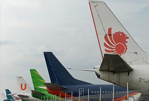 Indonesia suspends dozens of flights for no permits Indonesia suspends dozens of flights for no permits