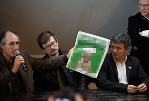 Edisi terbaru Charlie Hebdo terjual 1.9 juta naskah Edisi terbaru Charlie Hebdo terjual 1.9 juta naskah