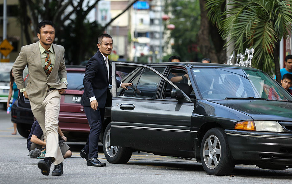 Pelakon Shaheizy Sam bersungguh-sungguh membawakan watak Detektif Man dalam filem Interchange yang menjalani penggambaran di Kuala Lumpur pada 9 April lalu. - Foto Astro AWANI/SHAHIR OMAR Pelakon Shaheizy Sam bersungguh-sungguh membawakan watak Detektif Man dalam filem Interchange yang menjalani penggambaran di Kuala Lumpur pada 9 April lalu. - Foto Astro AWANI/SHAHIR OMAR