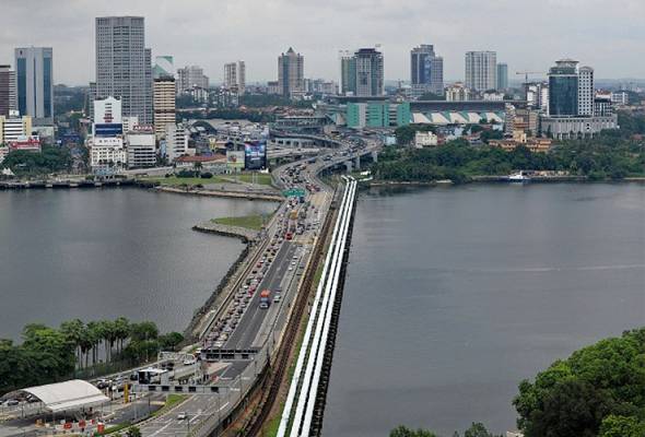 Semua pihak termasuk Johor mesti hormati terma perjanjian air 1962, kata Singapura