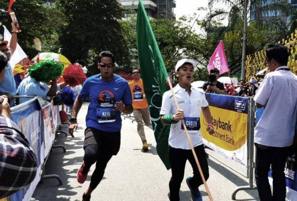 Larian Bursa Bull Charge berjaya kutip lebih RM1.5 juta Larian Bursa Bull Charge berjaya kutip lebih RM1.5 juta