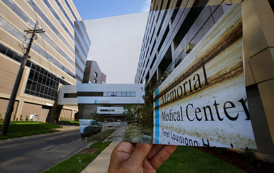 Foto dipegang jurugambar menunjukkan bangunan Memorial Medical Center pada 13 September, 2005, sejurus selepas Taufan Katrina melanda. REUTERS/Carlos Barria Foto dipegang jurugambar menunjukkan bangunan Memorial Medical Center pada 13 September, 2005, sejurus selepas Taufan Katrina melanda. REUTERS/Carlos Barria