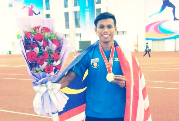 Melaka beri insentif RM3,000 kepada Badrul Melaka beri insentif RM3,000 kepada Badrul