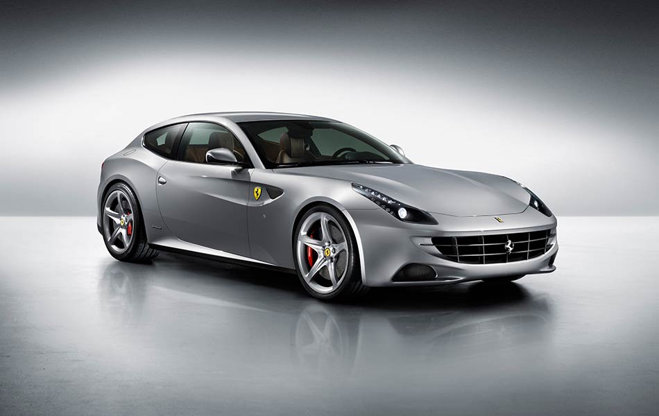 Ini model paling serasi dengan teknologi telefon pintar Apple. Selain paling pantas dan eksklusif, Ferrari juga menjadi syarikat pertama yang memperkenalkan CarPlay, teknologi bebas tangan oleh syarikat Apple. Ia membuat penampilan sulung pada model Ferrari FF model empat tempat duduk dan pacuan empat roda GT. - AFPRELAX Ini model paling serasi dengan teknologi telefon pintar Apple. Selain paling pantas dan eksklusif, Ferrari juga menjadi syarikat pertama yang memperkenalkan CarPlay, teknologi bebas tangan oleh syarikat Apple. Ia membuat penampilan sulung pada model Ferrari FF model empat tempat duduk dan pacuan empat roda GT. - AFPRELAX