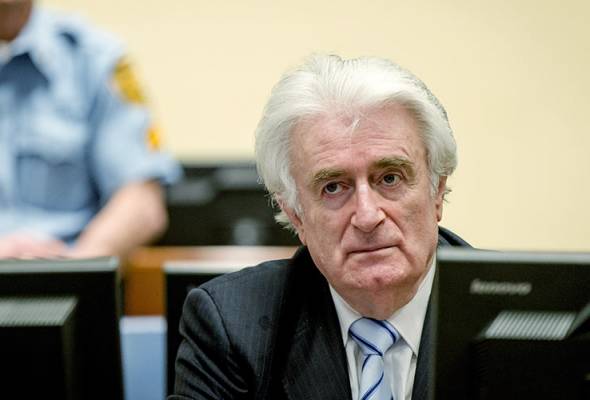 Perang Bosnia-Herzegovina: Radovan Karadzic dijatuhi hukuman penjara 40 tahun Perang Bosnia-Herzegovina: Radovan Karadzic dijatuhi hukuman penjara 40 tahun