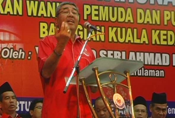 Tindakan Tun Mahathir gerakan negatif menjatuhkan UMNO - Ahmad Bashah Tindakan Tun Mahathir gerakan negatif menjatuhkan UMNO - Ahmad Bashah
