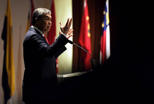 Premis simpan radioaktif jangan ambil mudah aspek keselamatan - Zahid Hamidi Premis simpan radioaktif jangan ambil mudah aspek keselamatan - Zahid Hamidi
