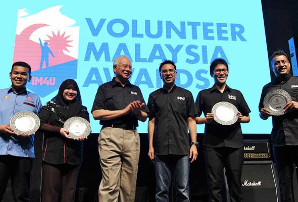 Najib umum Anugerah Kesukarelawan Malaysia Najib umum Anugerah Kesukarelawan Malaysia
