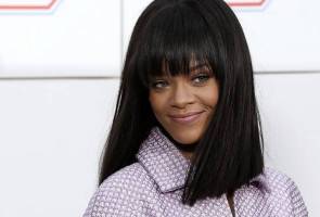 Baru-baru ini, tersebar khabar angin mengatakan pasangan sensasi Rihanna dan jutawan Hassan Jameel telah mengambil keputusan untuk berpisah. Didakwa berpisah, Rihanna dan jutawan Arab Saudi bercuti bersama