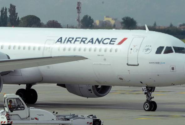 Penerbangan ke Seoul dilencong ke Munich selepas juruterbang kesan bau terbakar